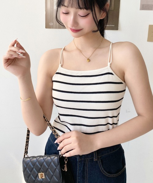 moment+（モーメントプラス）の「【累計販売枚数5万枚突破！】カップ付きバッククロスストラップスクエアキャミソール（キャミソール・レディース・ブラック/ベージュ/ブラウン/オフホワイト/モカ/ホワイト系その他/ナチュラル/チャコールグレー・S/M/L）」の12枚目の写真