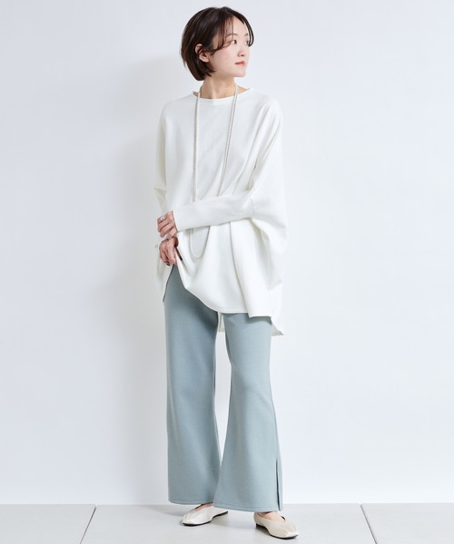 DouDou（ドゥドゥ）の「ニットドッキングポンチョプルオーバー（Tシャツ/カットソー・レディース・オフホワイト/グレイッシュベージュ・FREE）」の3枚目の写真