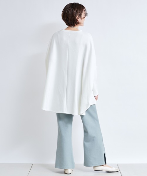 DouDou（ドゥドゥ）の「ニットドッキングポンチョプルオーバー（Tシャツ/カットソー・レディース・オフホワイト/グレイッシュベージュ・FREE）」の7枚目の写真