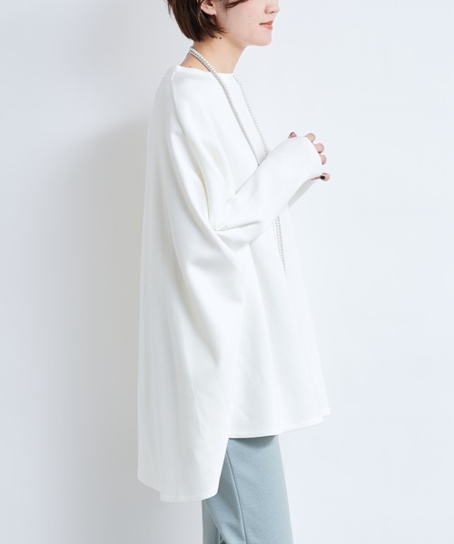 DouDou（ドゥドゥ）の「ニットドッキングポンチョプルオーバー（Tシャツ/カットソー・レディース・オフホワイト/グレイッシュベージュ・FREE）」の14枚目の写真