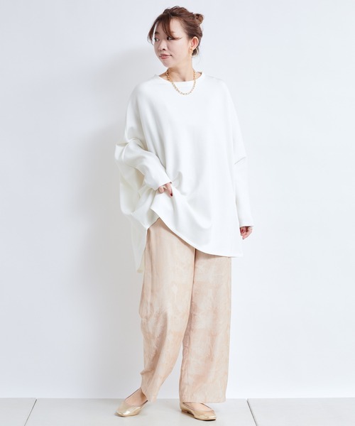 DouDou（ドゥドゥ）の「ニットドッキングポンチョプルオーバー（Tシャツ/カットソー・レディース・オフホワイト/グレイッシュベージュ・FREE）」の18枚目の写真