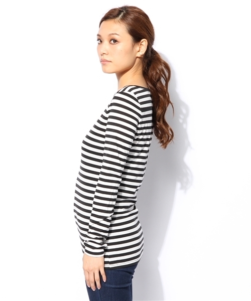AZUL by moussy(アズールバイマウジー)の「T/C天竺ヨーク切替V/N長袖PO(Tシャツ/カットソー・レディース・ネイビー/ブラック/ホワイト系その他/オフホワイト/ブルー系その他/ダークグリーン/ボルドー・LARGE/SMALL/MEDIUM)」の10枚目の写真