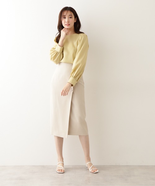 NATURAL BEAUTY BASIC（ナチュラルビューティーベーシック）の「ドット釦ナロースカート（スカート・レディース・ベージュ/ネイビー/ライトグリーン・SMALL/MEDIUM/LARGE）」の6枚目の写真