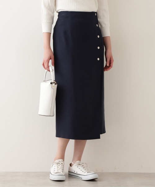 NATURAL BEAUTY BASIC（ナチュラルビューティーベーシック）の「ドット釦ナロースカート（スカート・レディース・ベージュ/ネイビー/ライトグリーン・SMALL/MEDIUM/LARGE）」の13枚目の写真