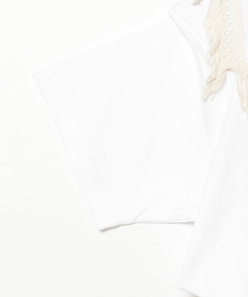 Ray BEAMS（レイビームス）の「Yuumi ARIA / フリルカラー Tシャツ（Tシャツ/カットソー・レディース・ホワイト/ブラック・ONE SIZE）」の5枚目の写真