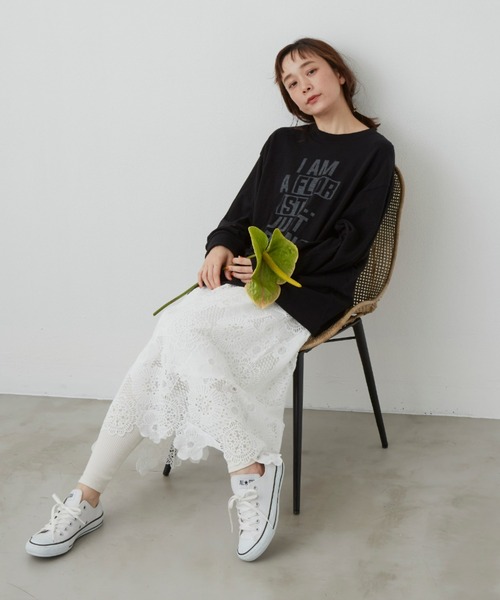 Libra Cue（リブラ キュー）の「フローリストロンT（Tシャツ/カットソー・レディース・ホワイト/ブラック/ネイビー・FREE）」の15枚目の写真