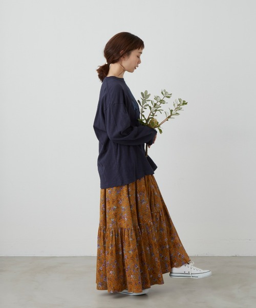 Libra Cue（リブラ キュー）の「フローリストロンT（Tシャツ/カットソー・レディース・ホワイト/ブラック/ネイビー・FREE）」の12枚目の写真