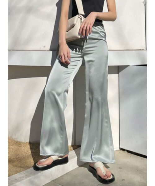 EMODA（エモダ）の「リンクルリラックスパンツ（その他パンツ・レディース・ブラック/イエロー/ミント・FREE）」の3枚目の写真