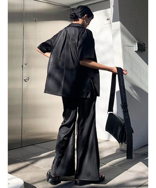 EMODA（エモダ）の「リンクルリラックスパンツ（その他パンツ・レディース・ブラック/イエロー/ミント・FREE）」の18枚目の写真