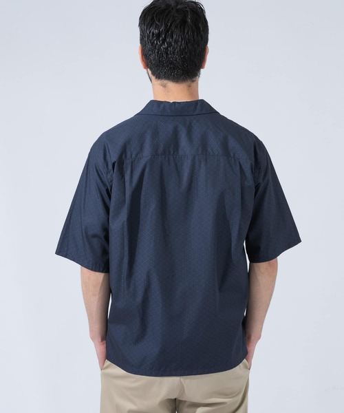 URBAN RESEARCH ROSSO MEN(アーバンリサーチロッソメン)の「『XLサイズあり』小紋柄オープンカラー半袖シャツ(シャツ/ブラウス・メンズ・ネイビー/ブルー/ブルー系その他・SMALL/MEDIUM/LARGE/X-LARGE)」の4枚目の写真