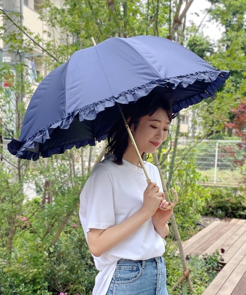 Cepica(セピカ)の「【pink trick / ピンクトリック】フリル完全遮光長傘(晴雨兼用)(長傘・レディース・ホワイト/ブラック/ネイビー/ブルー/ベージュ/ラベンダー/カーキ/ピンク・FREE)」の5枚目の写真