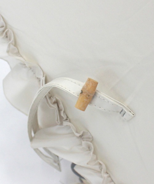 Cepica(セピカ)の「【pink trick / ピンクトリック】フリル完全遮光長傘(晴雨兼用)(長傘・レディース・ホワイト/ブラック/ネイビー/ブルー/ベージュ/ラベンダー/カーキ/ピンク・FREE)」の22枚目の写真