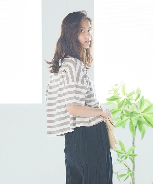 LIPSTAR（リップスター）の「ＵＳＡコットンボーダーショートＴシャツ（Tシャツ/カットソー・レディース・レッド系その他/ダークネイビー/ベージュ系その他/ブラック系その他・M）」の21枚目の写真