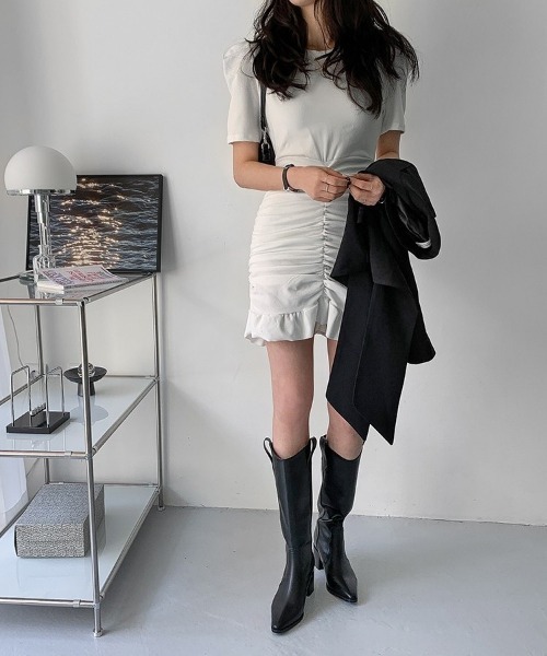 merongshop（メロンショップ）の「MERONGSHOP パフ袖シャーリングワンピース（ワンピース・レディース・ホワイト・FREE）」の2枚目の写真