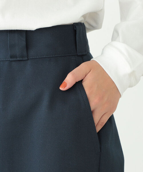 BEAMS BOY（ビームスボーイ）の「Dickies × BEAMS BOY / 別注 Work Pants（その他パンツ・レディース・ネイビー/カーキ・30/28）」の17枚目の写真