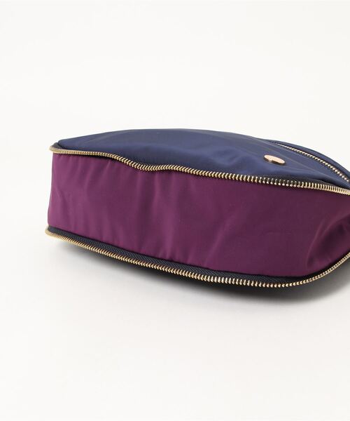 SAC（サック）の「撥水ポリエステルバイカラー　ショルダーバッグ  Happy&Sac（ショルダーバッグ・レディース・ブラック/ネイビー/グレー/カーキ・FREE）」の6枚目の写真