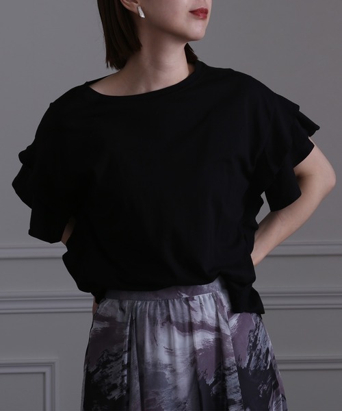 ElegChic(エレグシック)の「ダブルフリルスリーブトップス(Tシャツ/カットソー・レディース・カーキ/ホワイト/ピンクベージュ/ブラック・XL/4L/M)」の19枚目の写真