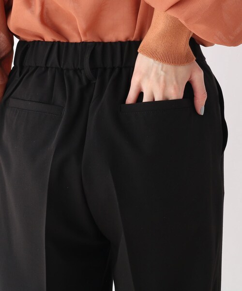 SHOO・LA・RUE(シューラルー)の「◆【S-LL/股下短め/3Dスキャン】ドライタッチテーパードパンツ(その他パンツ・レディース・ブラック/ナチュラル/レンガ/グレー系その他2・04/02/03/01)」の9枚目の写真