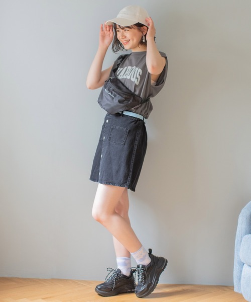 repipi armario（レピピ アルマリオ）の「マエボタンストレッチスカパン（スカート・キッズ・ホワイト/チャコールグレー/ベージュ/ミント/ラベンダー/ブルー/シルバー/ピンク/サックスブルー・SMALL/MEDIUM/LARGE）」の17枚目の写真