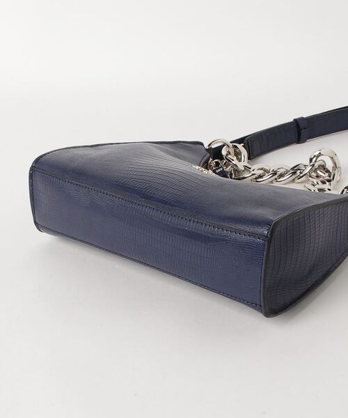 Guess(ゲス)の「TULLIA Hobo(ショルダーバッグ・レディース・ネイビー・ONE SIZE)」の13枚目の写真