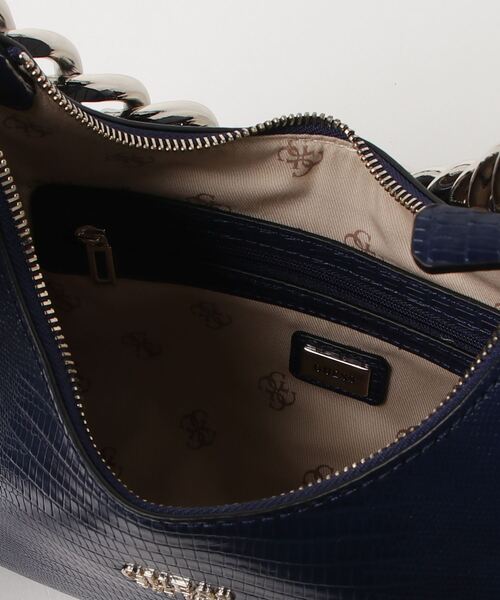 Guess(ゲス)の「TULLIA Hobo(ショルダーバッグ・レディース・ネイビー・ONE SIZE)」の14枚目の写真
