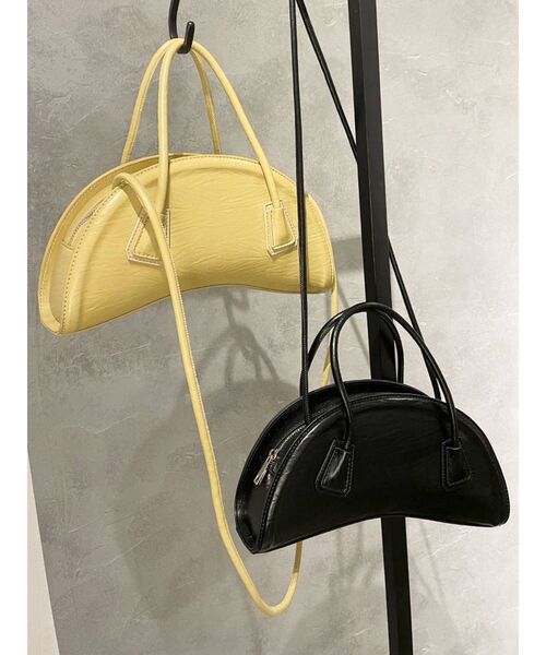 EMODA（エモダ）の「セミサークルバッグ（ハンドバッグ・レディース・ブラック/イエロー・FREE）」の4枚目の写真