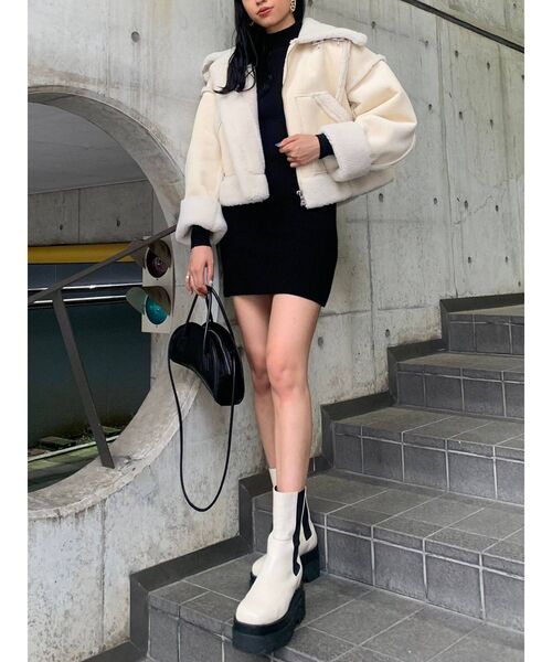 EMODA（エモダ）の「セミサークルバッグ（ハンドバッグ・レディース・ブラック/イエロー・FREE）」の13枚目の写真