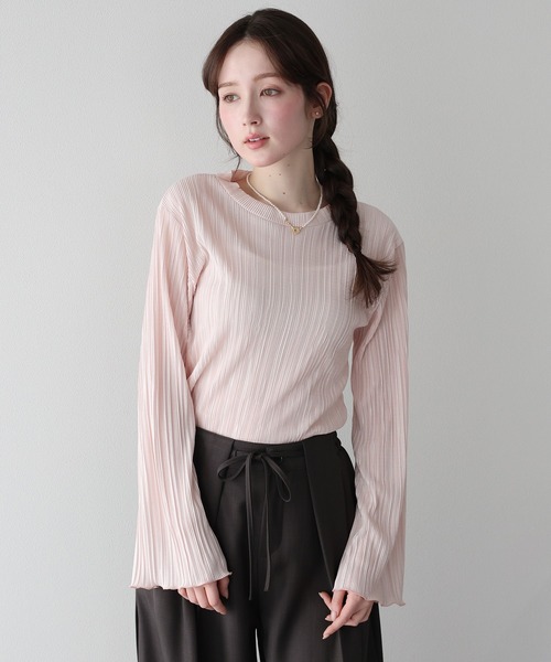 BLUEEAST(ブルーイースト)の「《新色追加》フレアスリーブ ランダムミニプリーツメローブラウス(Tシャツ/カットソー・レディース・ブラック/チャコールグレー/ブルーグレー/ベージュ/グリーン/アイボリー/ピンク/ピンクベージュ・MEDIUM)」の8枚目の写真