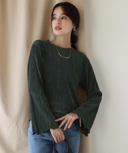 BLUEEAST(ブルーイースト)の「《新色追加》フレアスリーブ ランダムミニプリーツメローブラウス(Tシャツ/カットソー・レディース・ブラック/チャコールグレー/ブルーグレー/ベージュ/グリーン/アイボリー/ピンク/ピンクベージュ・MEDIUM)」の6枚目の写真