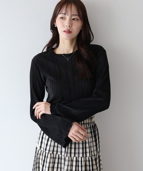 BLUEEAST(ブルーイースト)の「《新色追加》フレアスリーブ ランダムミニプリーツメローブラウス(Tシャツ/カットソー・レディース・ブラック/チャコールグレー/ブルーグレー/ベージュ/グリーン/アイボリー/ピンク/ピンクベージュ・MEDIUM)」の13枚目の写真