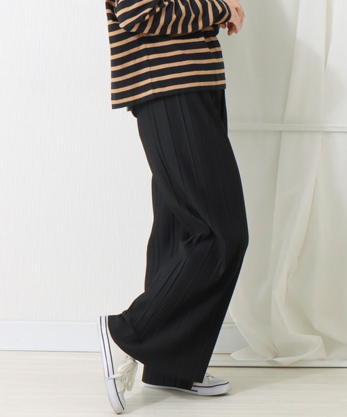 libelle more（リベル モア）の「カットツイル　ボックスプリーツパンツ（その他パンツ・レディース・ライトカーキ/ブラック/カーキ/イエロー・M/L）」の2枚目の写真