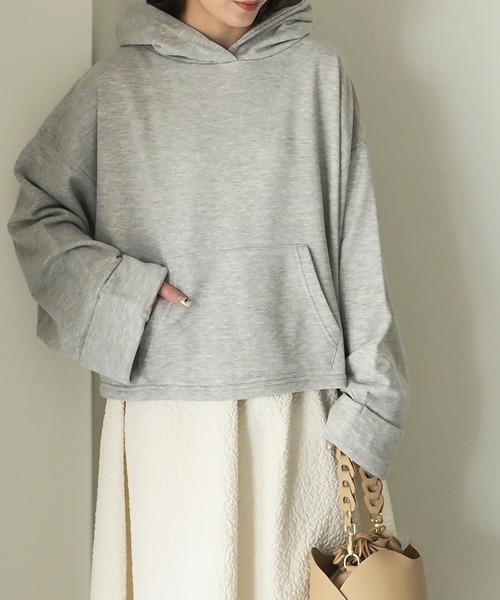 Riberry(リベリー)の「ワイドスリーブプルパーカー(パーカー・レディース・スミクロ/オフホワイト/杢グレー・FREE)」の3枚目の写真