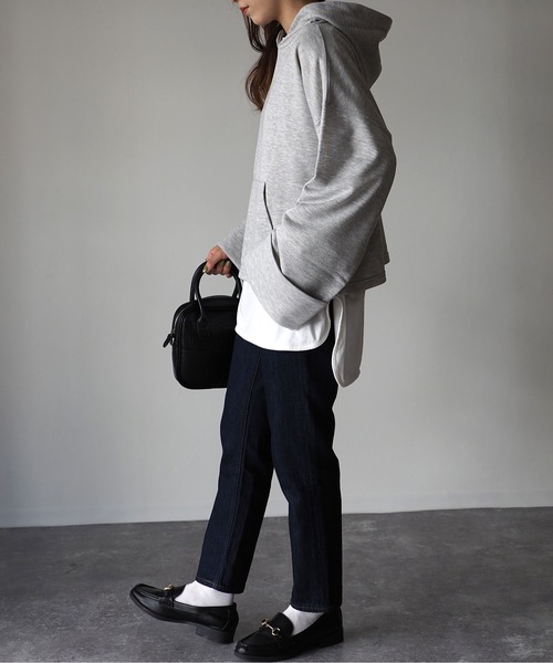 Riberry(リベリー)の「ワイドスリーブプルパーカー(パーカー・レディース・スミクロ/オフホワイト/杢グレー・FREE)」の5枚目の写真