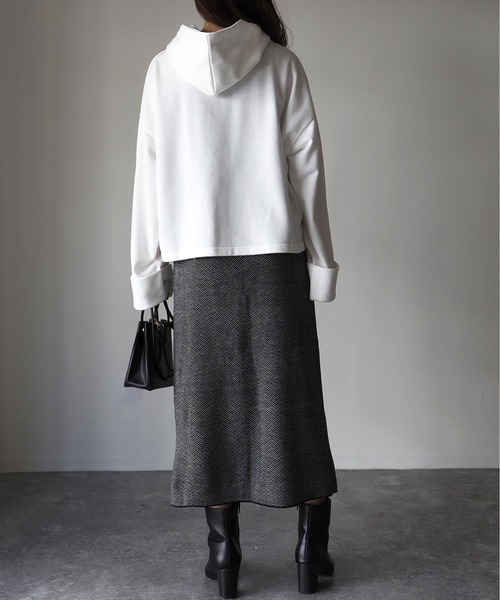 Riberry(リベリー)の「ワイドスリーブプルパーカー(パーカー・レディース・スミクロ/オフホワイト/杢グレー・FREE)」の11枚目の写真