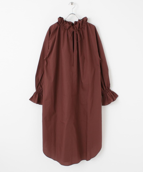 KBF(ケイビーエフ)の「2WAYフリルカラーワンピース(ワンピース・レディース・アイボリー/ブラウン/ブルー・ONE)」の22枚目の写真