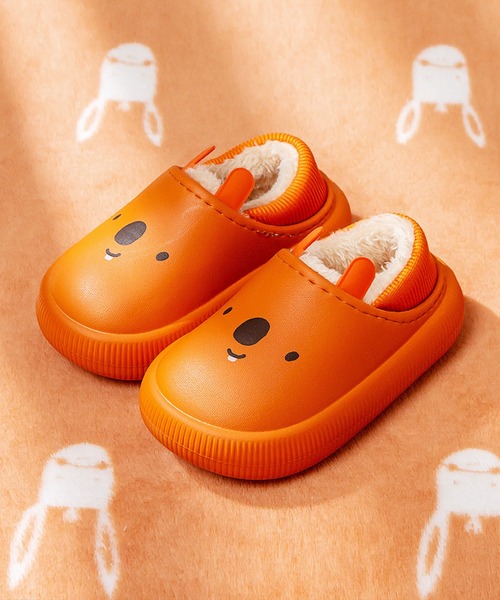 aimoha(アイモハ)の「【aimoha-KIDS-】【定番】激かわいいアニマルシリーズ 暖かい裏フリースルームシューズ(ルームシューズ/スリッパ・キッズ・ブルー/オレンジ/イエロー/ピンク・19/17/21/18/16/20/22)」の4枚目の写真