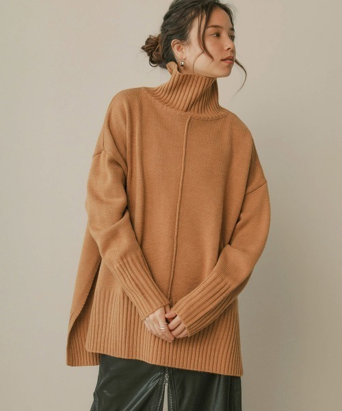 Bou Jeloud（ブージュルード）の「ウォッシャブルセンターラインハイネックロングニット（ニット/セーター・レディース・ブラック/サックスブルー/ライトカーキ/キャメル・FREE）」の4枚目の写真