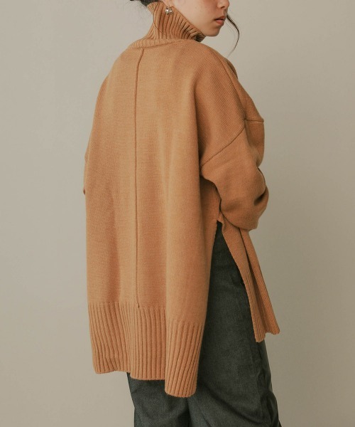 Bou Jeloud（ブージュルード）の「ウォッシャブルセンターラインハイネックロングニット（ニット/セーター・レディース・ブラック/サックスブルー/ライトカーキ/キャメル・FREE）」の17枚目の写真