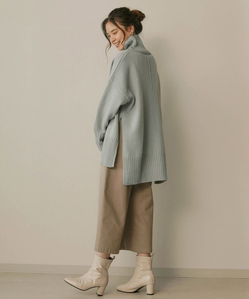 Bou Jeloud（ブージュルード）の「ウォッシャブルセンターラインハイネックロングニット（ニット/セーター・レディース・ブラック/サックスブルー/ライトカーキ/キャメル・FREE）」の19枚目の写真