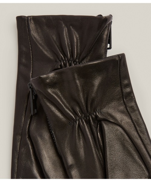 ALLSAINTS（オールセインツ）の「CLEO LEATHER GLOVES | CLEO レザー グローブ（手袋・レディース・ブラック系・XS/S/M）」の3枚目の写真