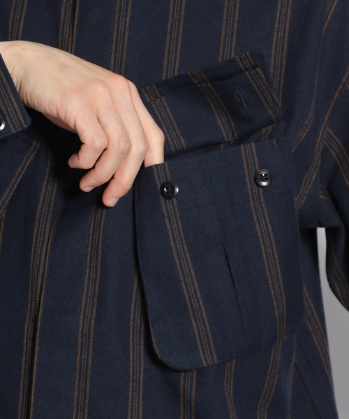 niko and...（ニコアンド）の「柄ファティーグポケットシャツ（シャツ/ブラウス・メンズ・ネイビー/ブラウン/アイボリー・MEDIUM/LARGE）」の18枚目の写真