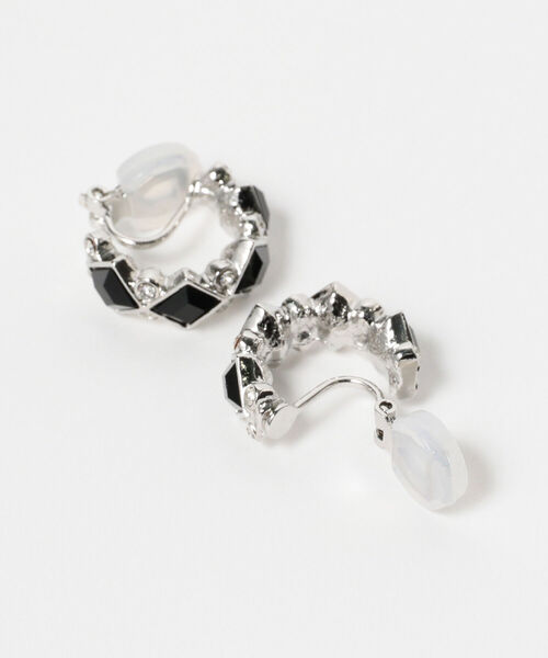 Ray BEAMS（レイビームス）の「Ray BEAMS / ビジュー フープ イヤリング（イヤリング・レディース・レッド/ブラック/グリーン・ONE SIZE）」の5枚目の写真