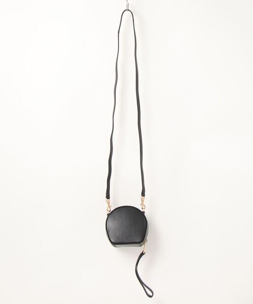 SEE BY CHLOE(シーバイクロエ)の「SHELL / ミニバッグ シェルミニクロスボディバッグ MINI CROSSBODY(ショルダーバッグ・レディース・ブラック・FREE)」の2枚目の写真