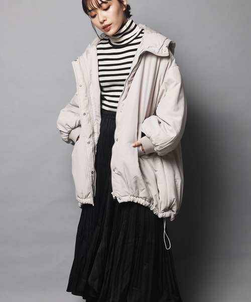 ARCANUM DESIGN（アルカナムデザイン）の「WEB限定 ARL 中綿モンスターパーカ（ブルゾン・レディース・カーキ/アイボリー/ブラック・FREE）」の4枚目の写真