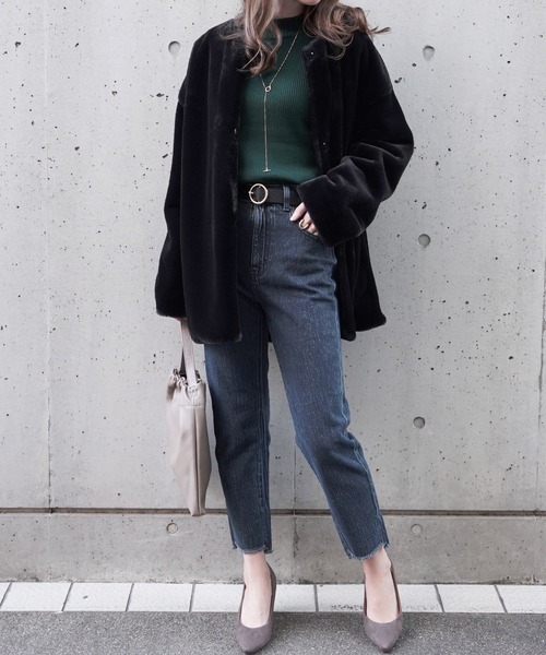 Fizz（フィズ）の「【Fizz/フィズ】　フェイクファーノーカラーミディ丈コート（ノーカラーコート・レディース・ブラック/ベージュ/グレイッシュベージュ/モカ/アイボリー・M）」の10枚目の写真