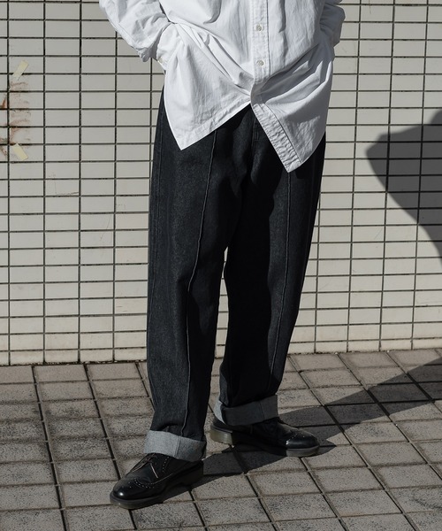 kutir(クティール)の「ルーズストレートデニムパンツ(その他パンツ・メンズ・ブラック/インディゴブルー・SMALL/MEDIUM/LARGE)」の3枚目の写真