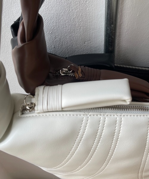 wee9s（ウィークス）の「croissant shoulder bag / クロワッサンショルダーバッグ（ショルダーバッグ・レディース・ブラック/ブラウン/アイボリー・FREE）」の18枚目の写真