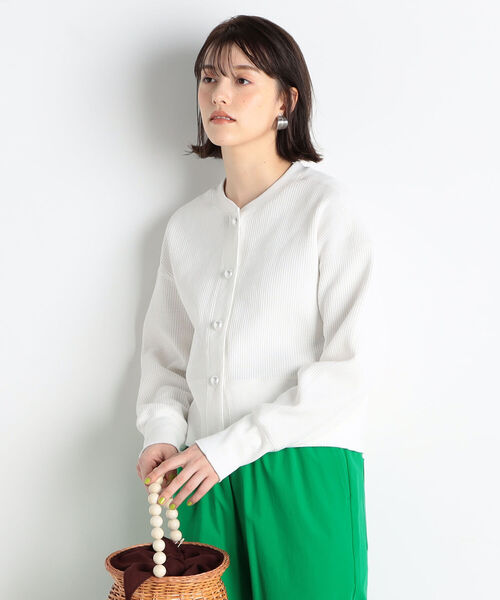 fredy repit(フレディレピ)の「【WEB限定カラーあり】パールボタンワッフルカーディガン(カーディガン/ボレロ・レディース・ネイビー/オフホワイト/カーキ/サックスブルー/ブラック系その他4・38)」の11枚目の写真