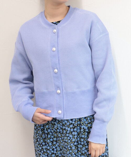 fredy repit(フレディレピ)の「【WEB限定カラーあり】パールボタンワッフルカーディガン(カーディガン/ボレロ・レディース・ネイビー/オフホワイト/カーキ/サックスブルー/ブラック系その他4・38)」の21枚目の写真