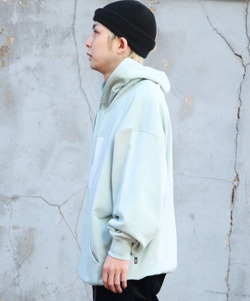 VANS（バンズ）の「VANS/バンズ M BIG EMBO H SWT ビッグロゴパーカー 